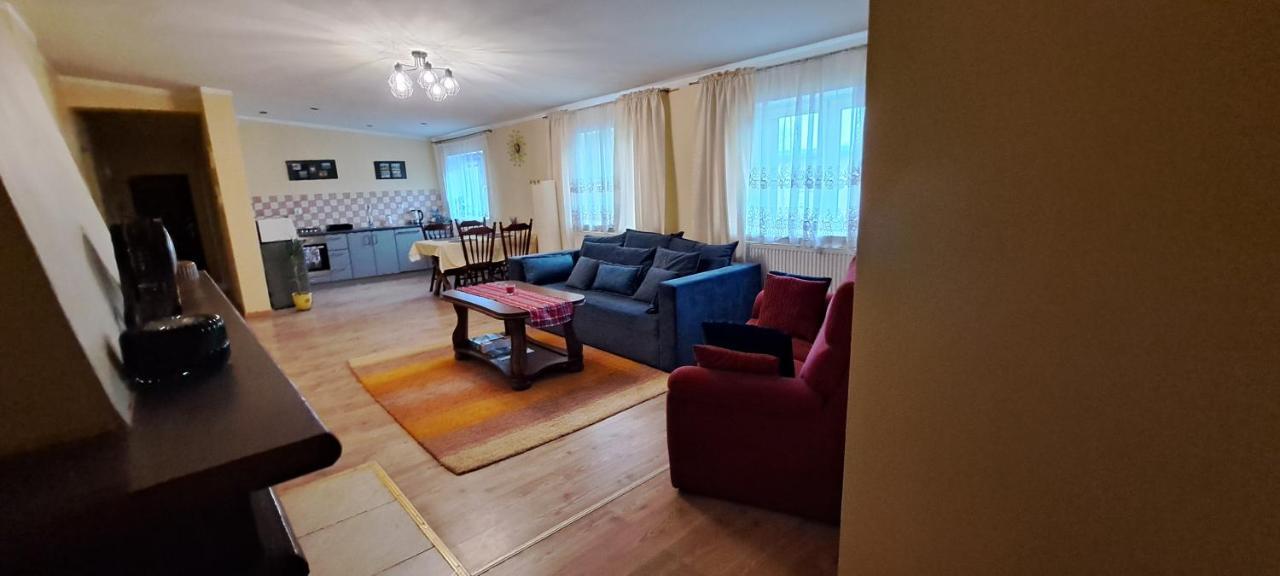 Apartament Alcatraz Z Kominkiem كاميين غورا المظهر الخارجي الصورة